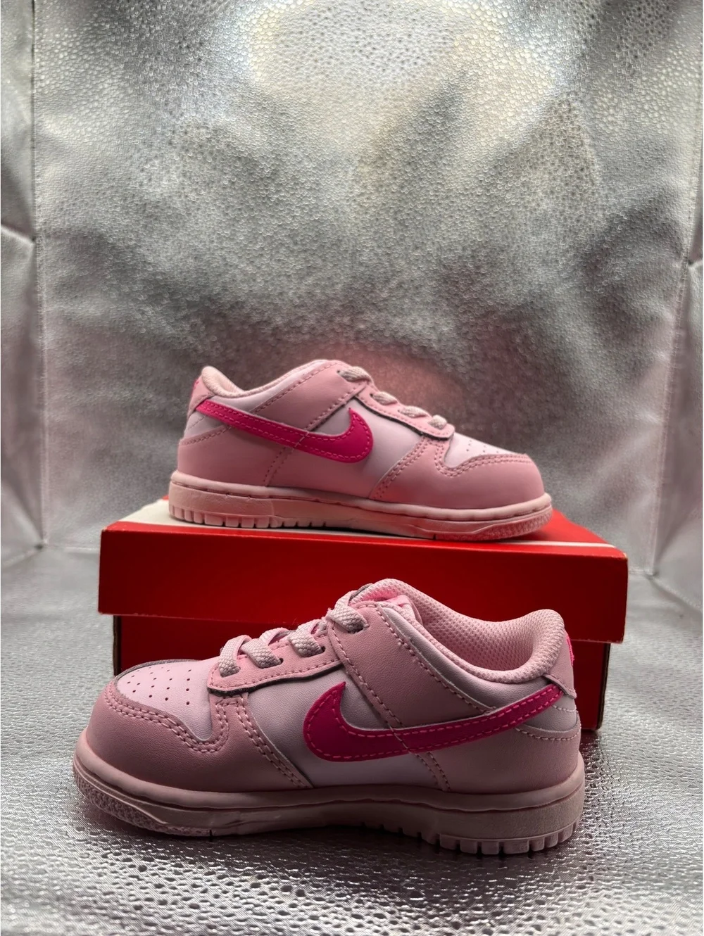 Nike dunk low triple pink TD